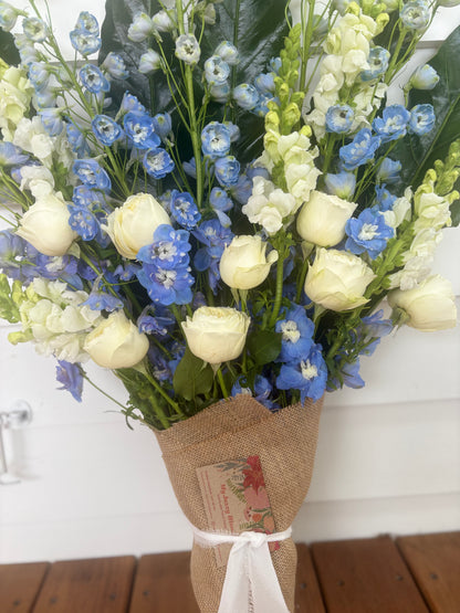 Classic blue and white - My Jazzy Blooms