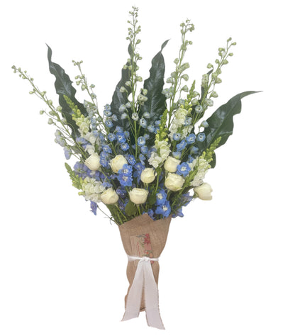 Classic blue and white - My Jazzy Blooms