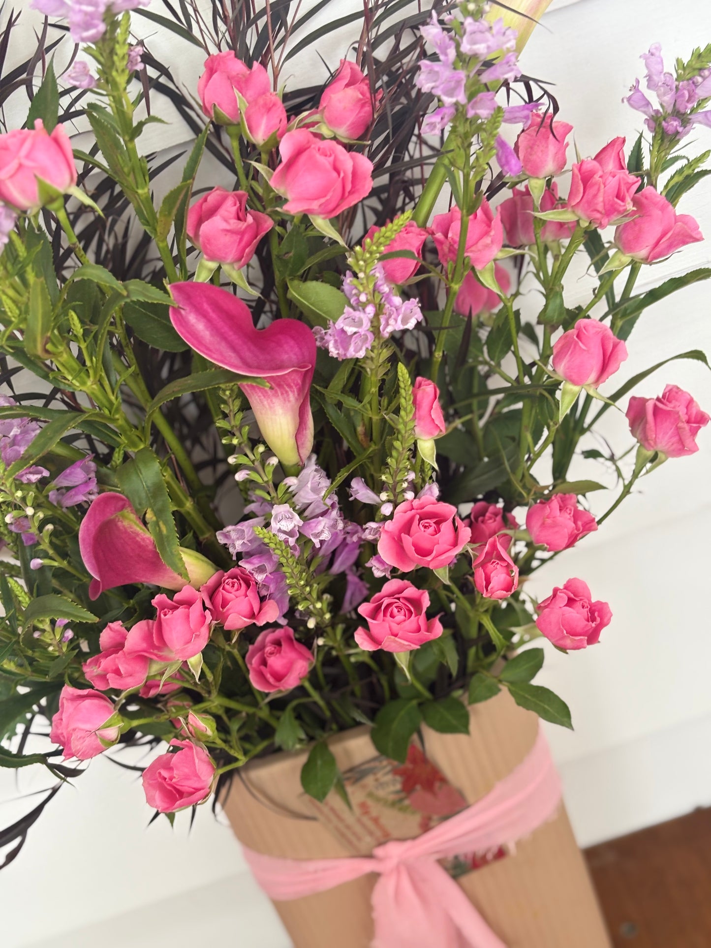 Jazzy Vase Arrangement - My Jazzy Blooms